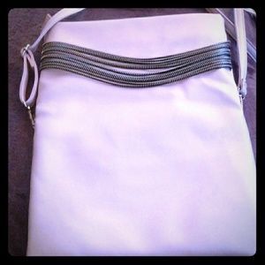 Light rose pink zippered clutch bag